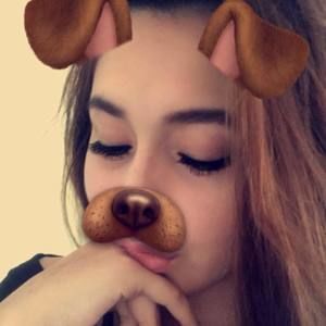 Meet your Posher, Marisa